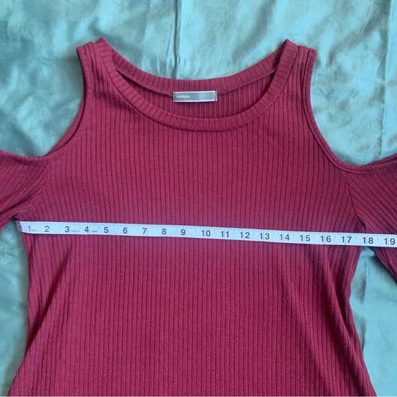 Cherish Women’s Long Sleeve Open Cut Out Shoulders Red Maroon Top - Size Medium - Picture 6 of 9